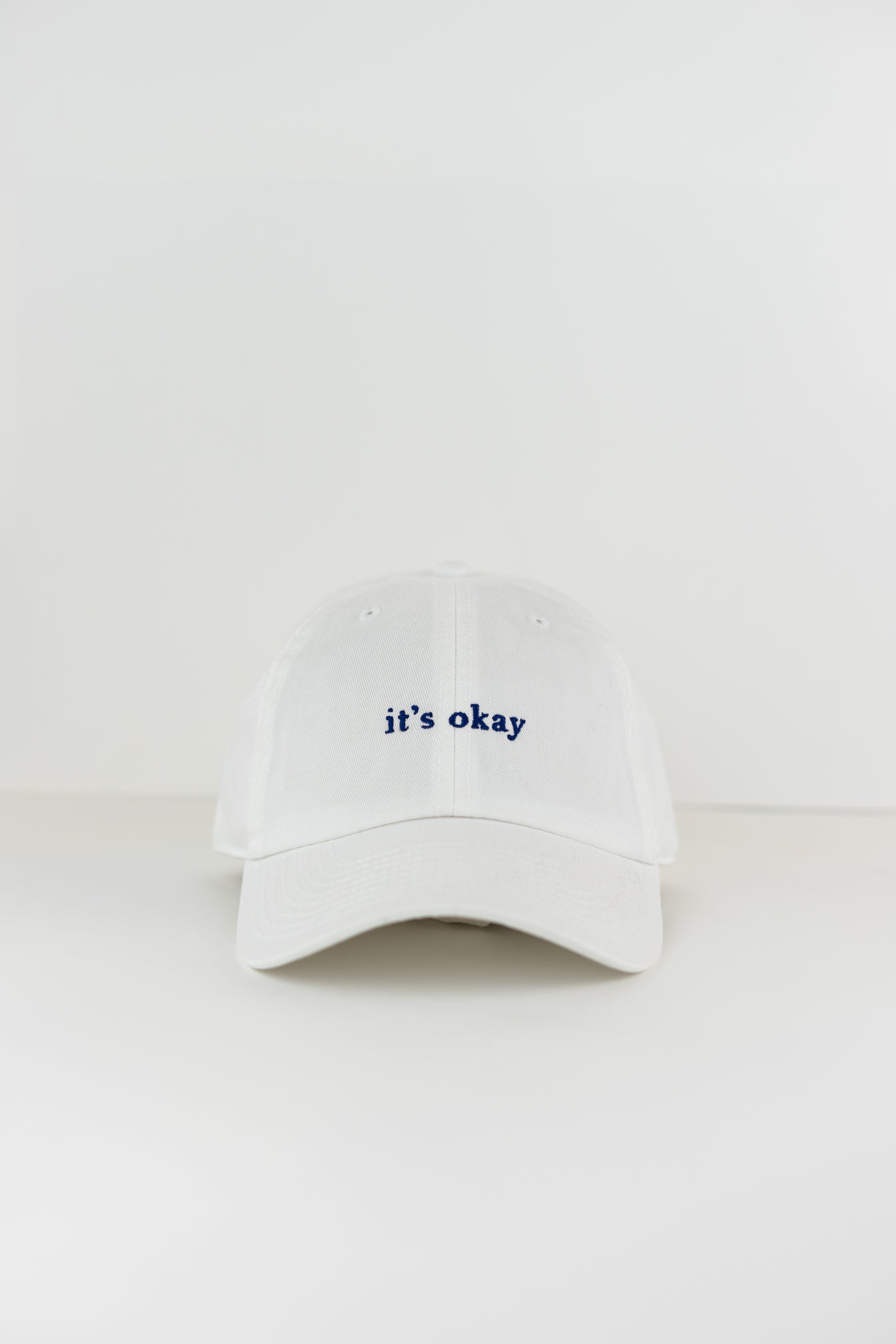 WHITE ORGANIC CAP